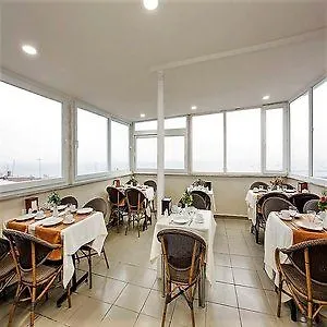 Casa Mia Old Hotel 3*