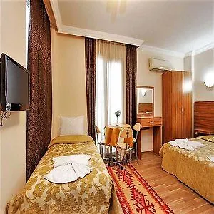 Hotel Casa Mia Old 3*